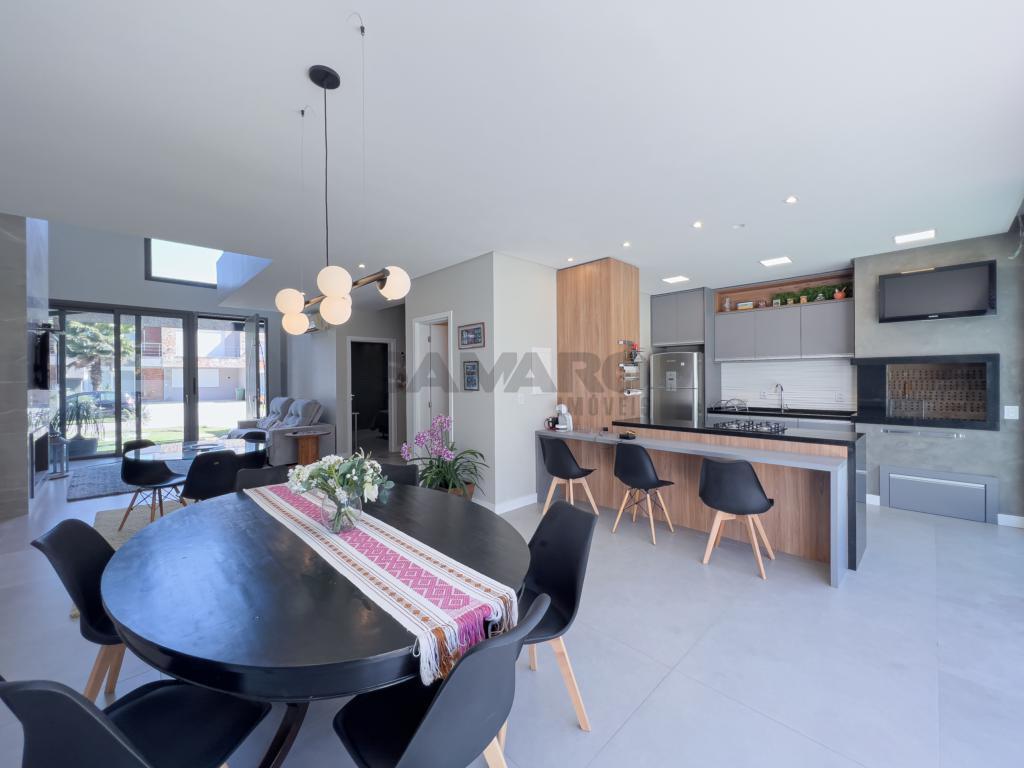 Casas e Sobrados em Condomínio Fechado