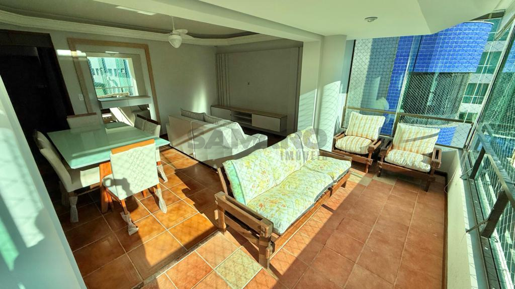 Apartamento 4 Dormitórios