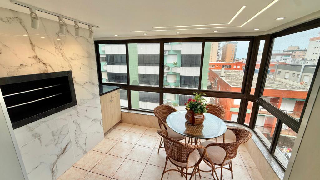 Apartamento 3 Dormitórios