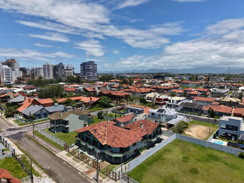 Casas e Sobrados Fora Condomínio