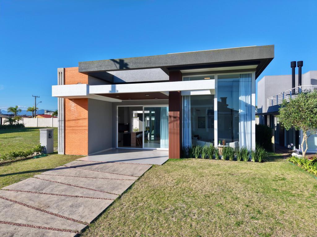 Casas e Sobrados em Condomínio Fechado