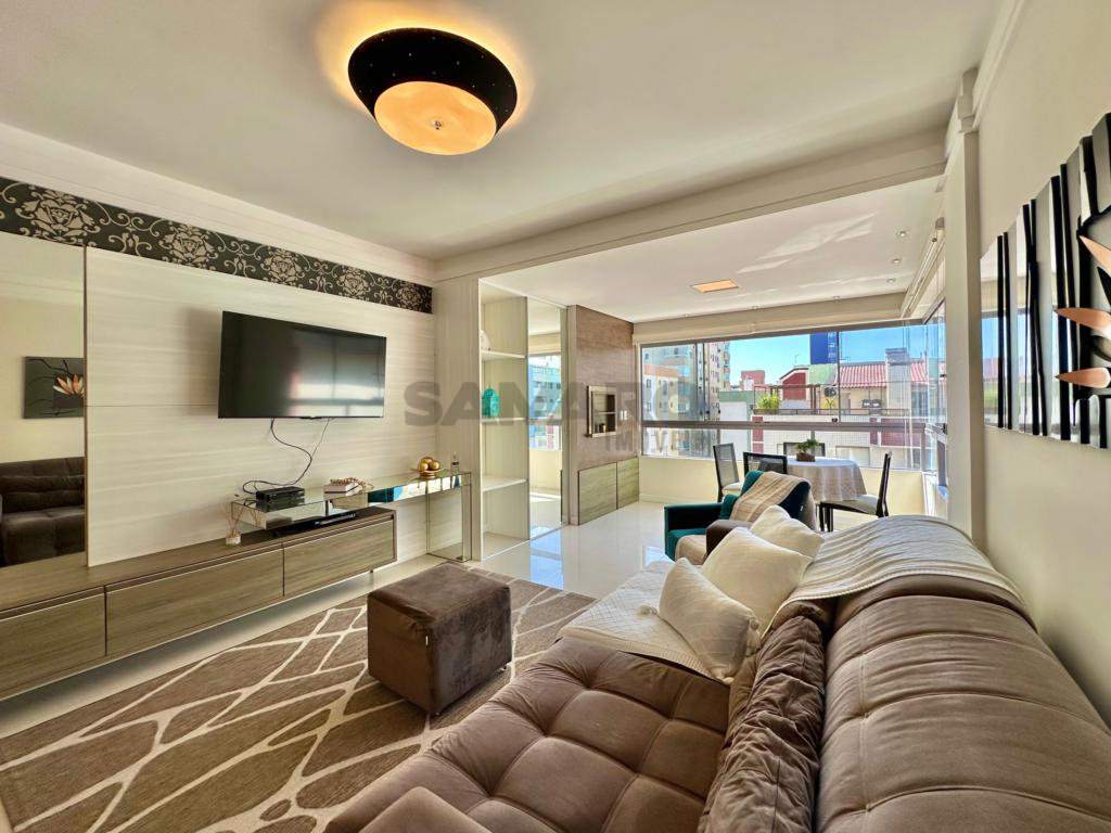 Apartamento 3 Dormitórios