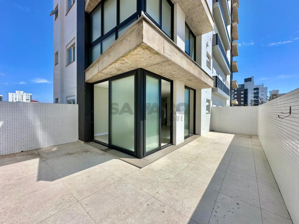Apartamento 3 Dormitórios