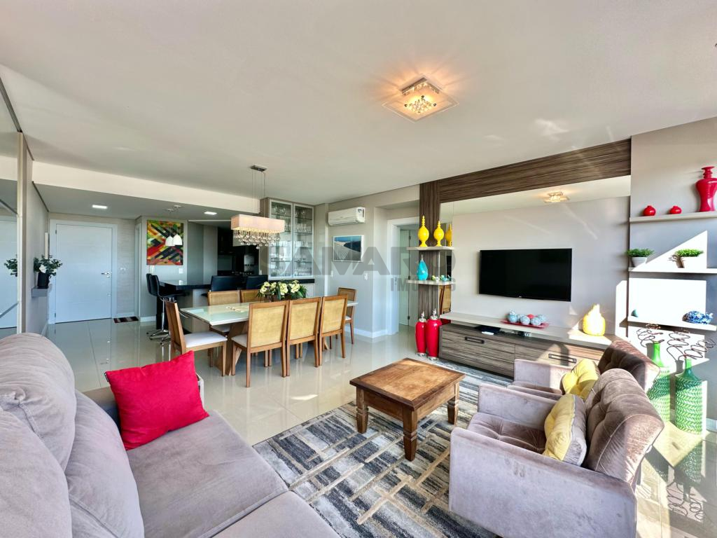 Apartamento 3 Dormitórios