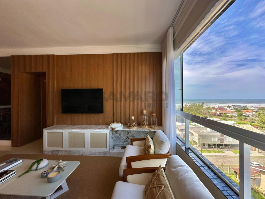 Apartamento 3 Dormitórios
