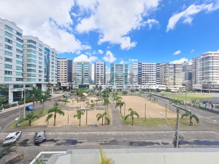 Apartamento 3 Dormitórios