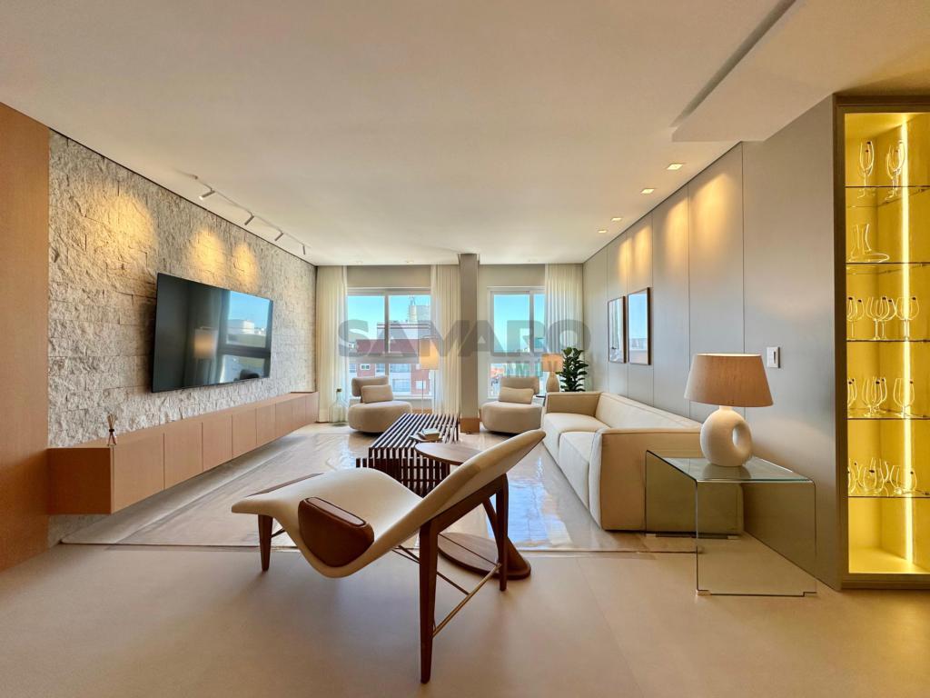 Apartamento 3 Dormitórios