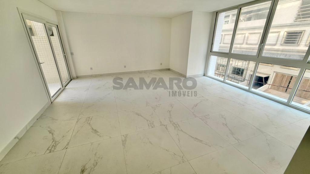 Apartamento 3 Dormitórios