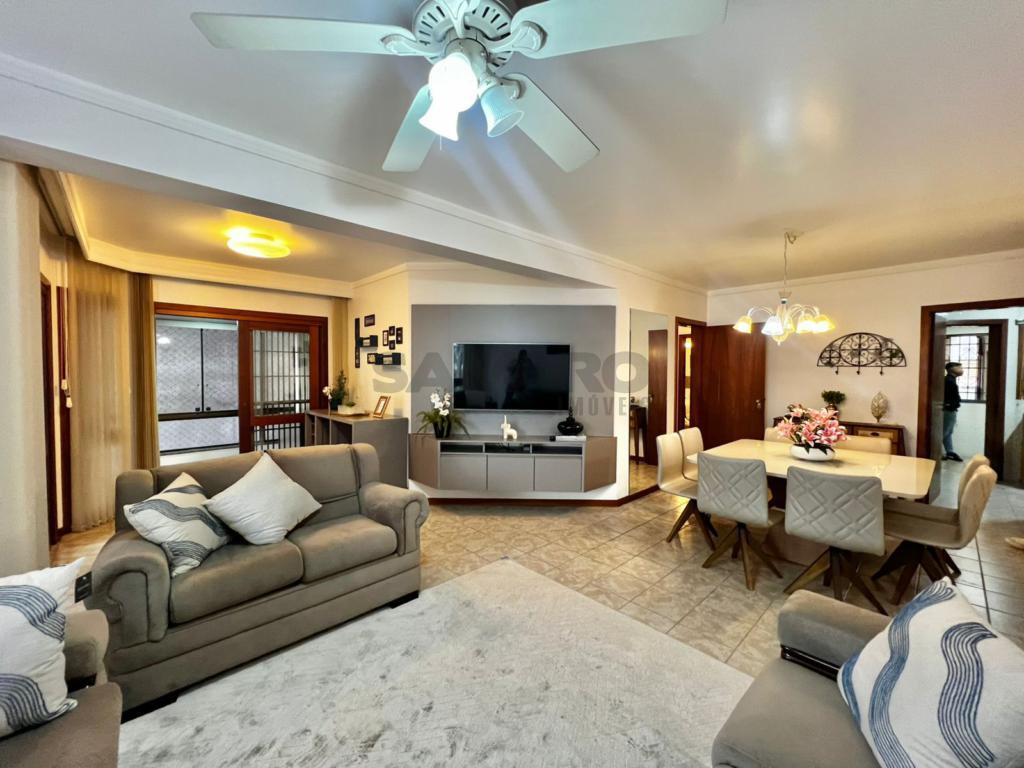 Apartamento 3 Dormitórios