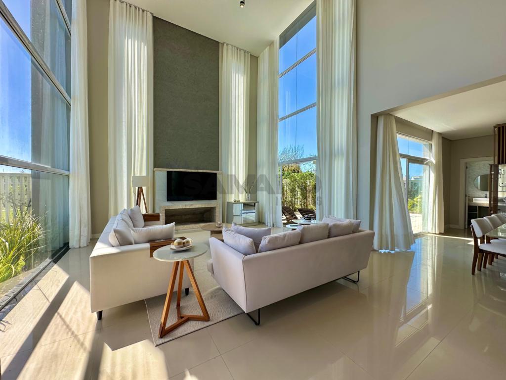 Casas e Sobrados em Condomínio Fechado