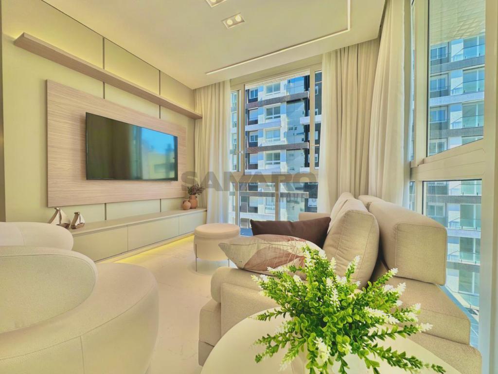 Apartamento 3 Dormitórios