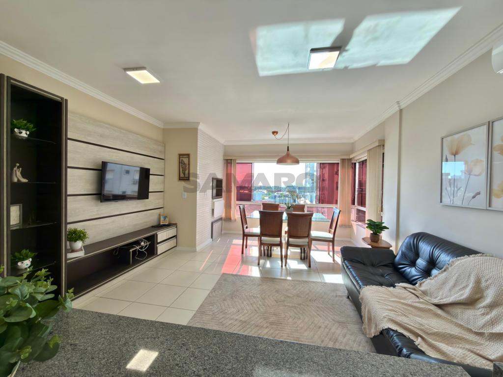 Apartamento 3 Dormitórios