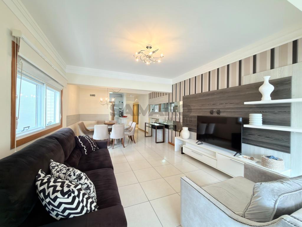 Apartamento 3 Dormitórios