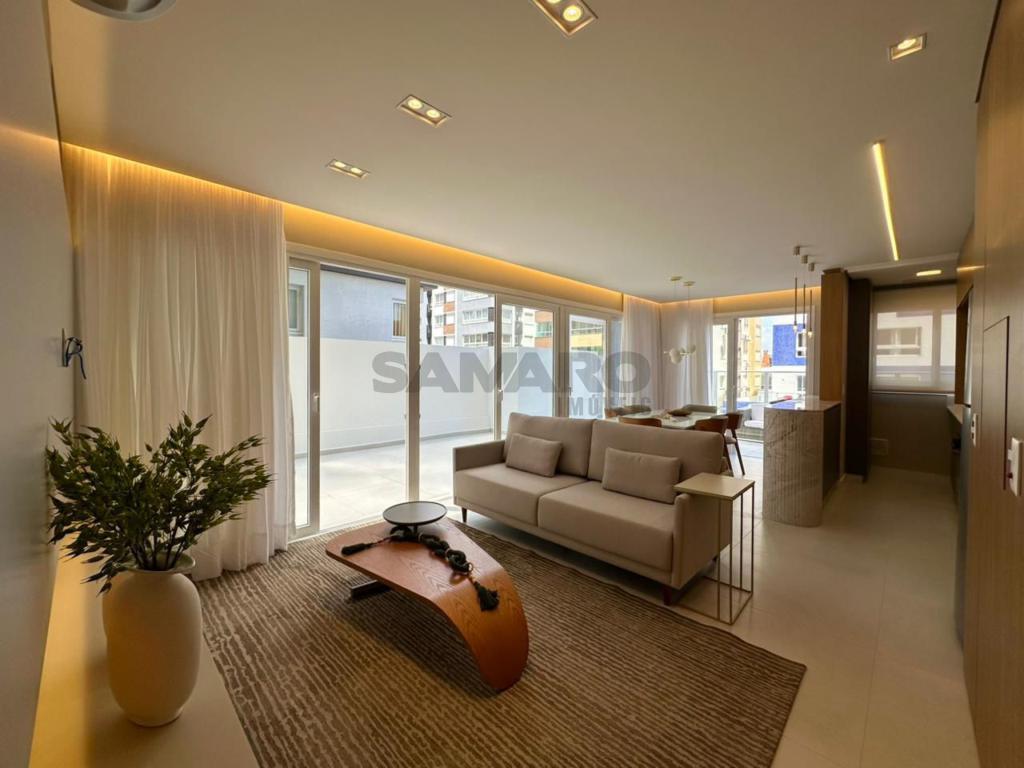 Apartamento 3 Dormitórios