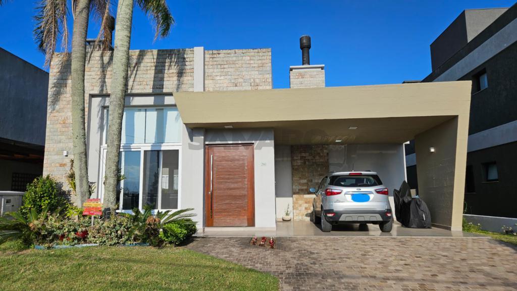 Casas e Sobrados em Condomínio Fechado