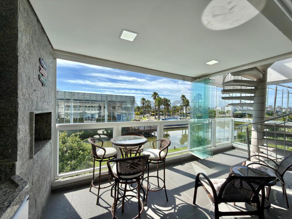 Apartamento 3 Dormitórios