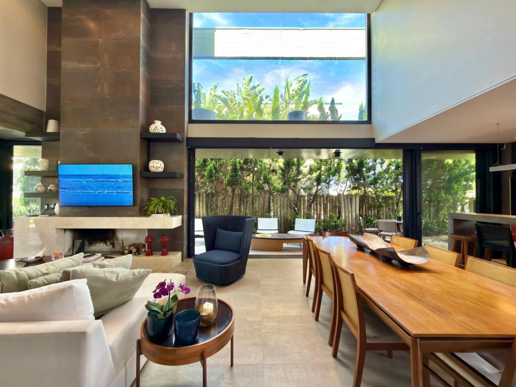 Casas e Sobrados em Condomínio Fechado