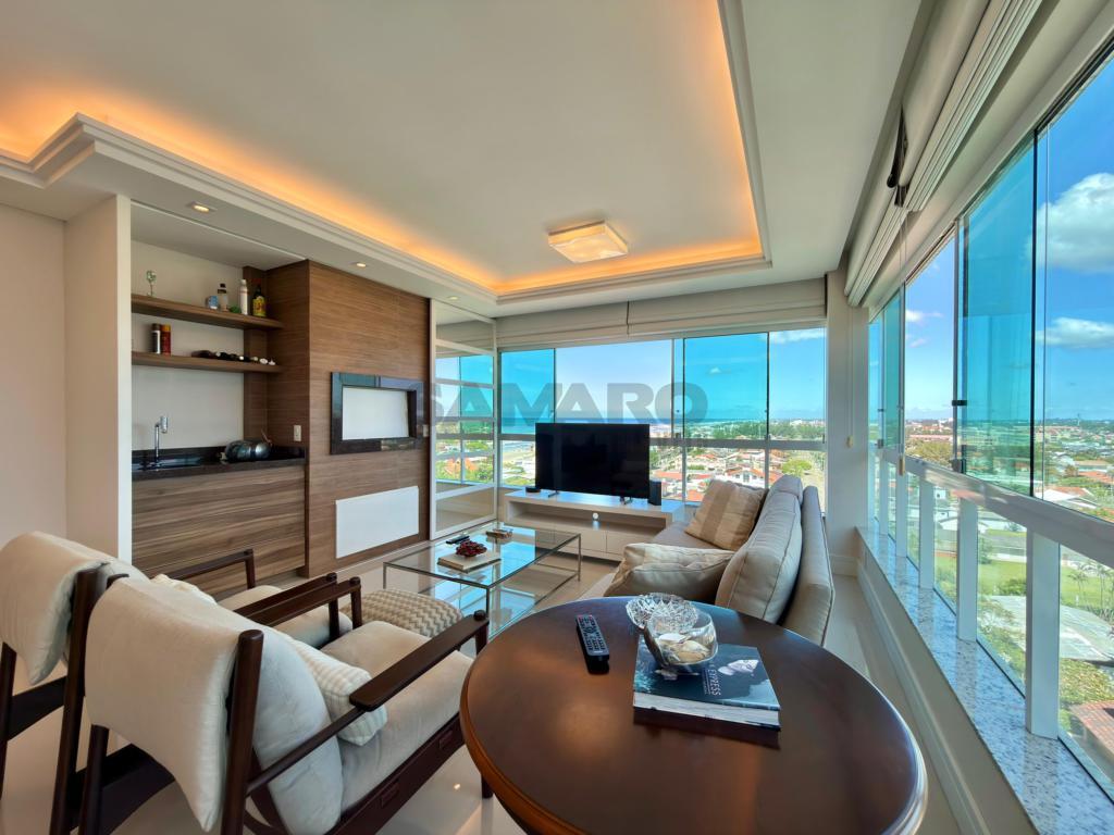 Apartamento 3 Dormitórios