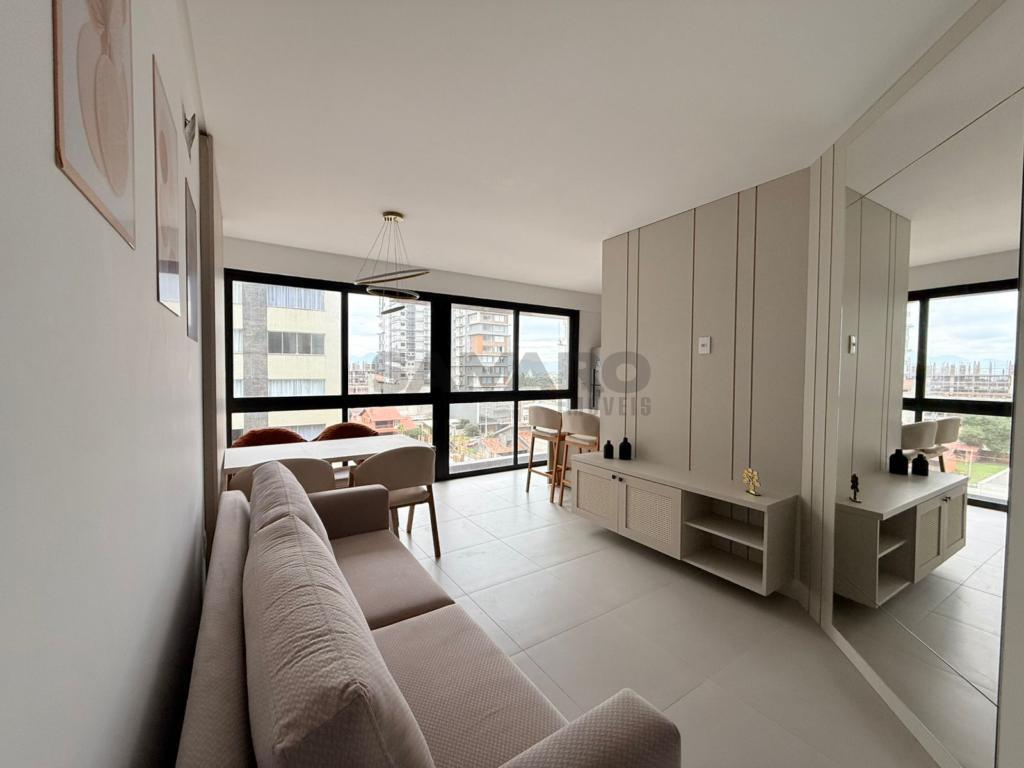Apartamento 3 Dormitórios