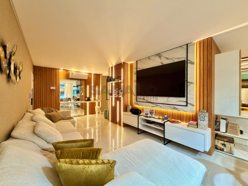Apartamento 3 Dormitórios