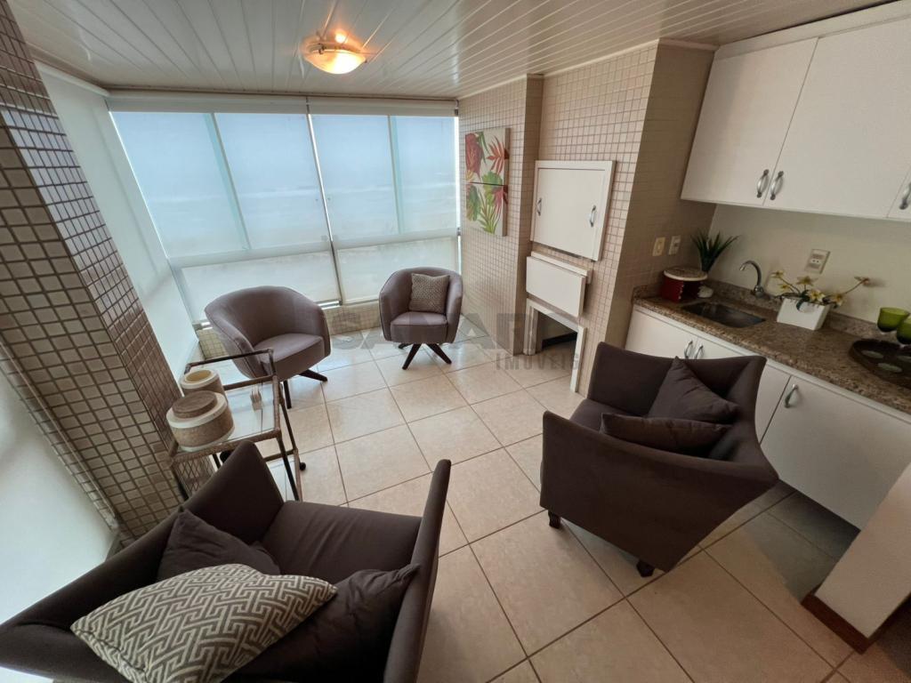 Apartamento 3 Dormitórios