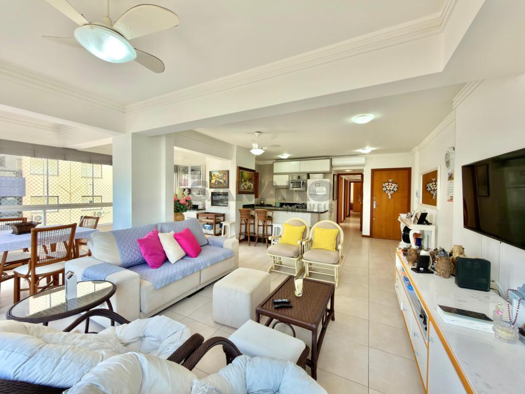 Apartamento 3 Dormitórios