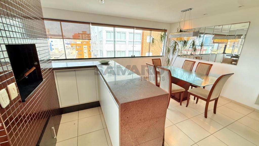 Apartamento 3 Dormitórios