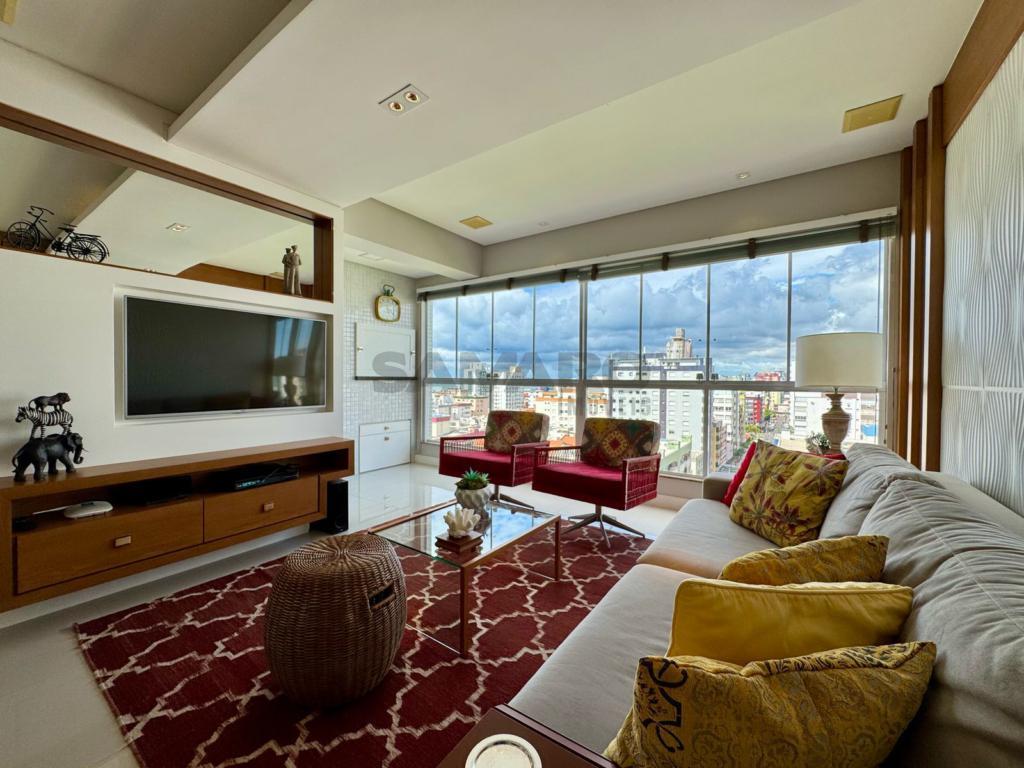 Apartamento 3 Dormitórios
