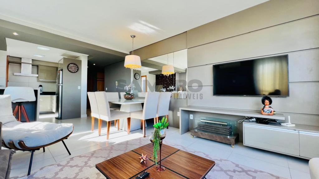 Apartamento 3 Dormitórios