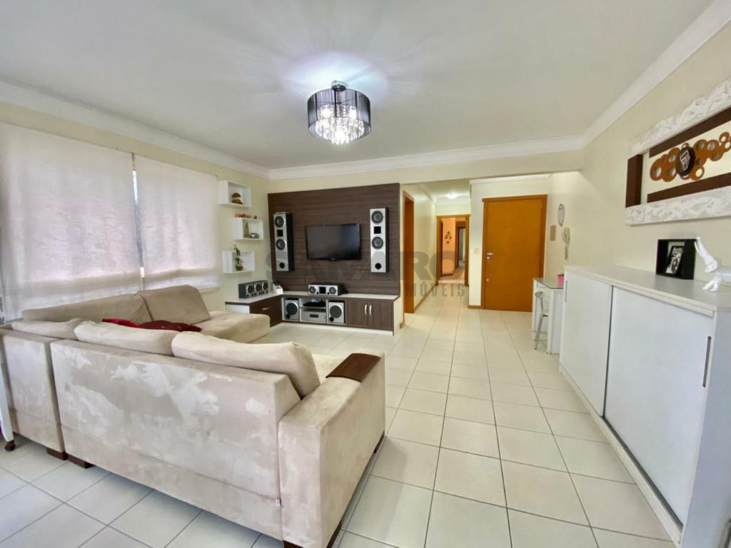 Apartamento 3 Dormitórios