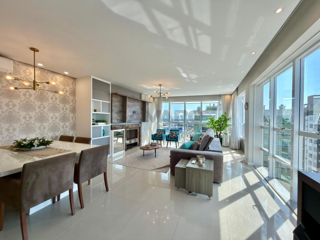 Apartamento 3 Dormitórios