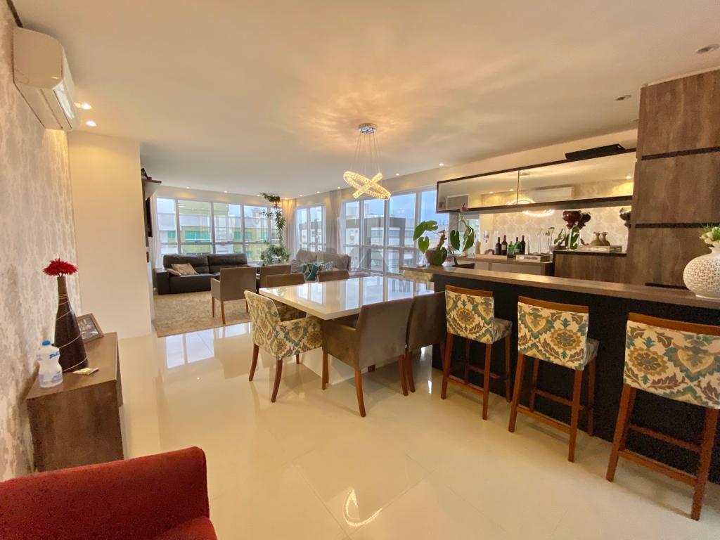 Apartamento 3 Dormitórios