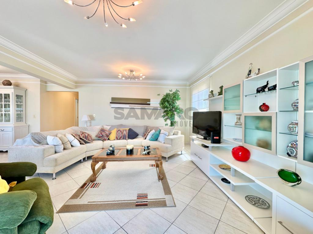 Apartamento 4 Dormitórios
