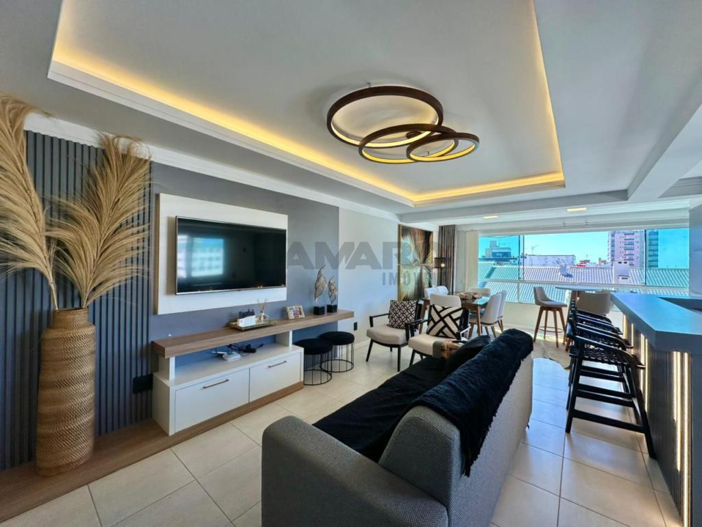 Apartamento 3 Dormitórios