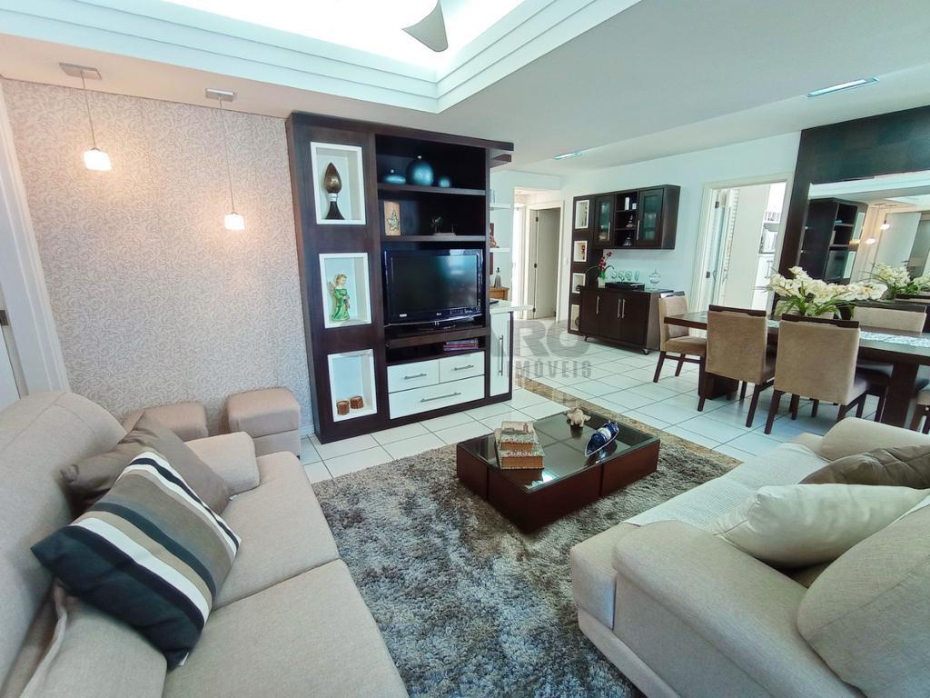 Apartamento 3 Dormitórios