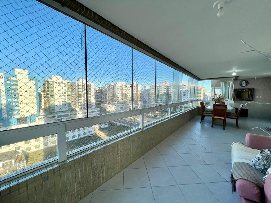 Apartamento 3 Dormitórios