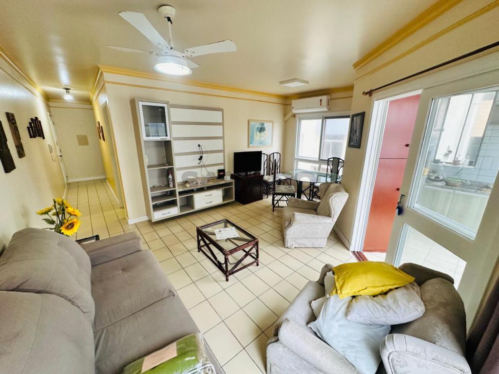 Apartamento 3 Dormitórios