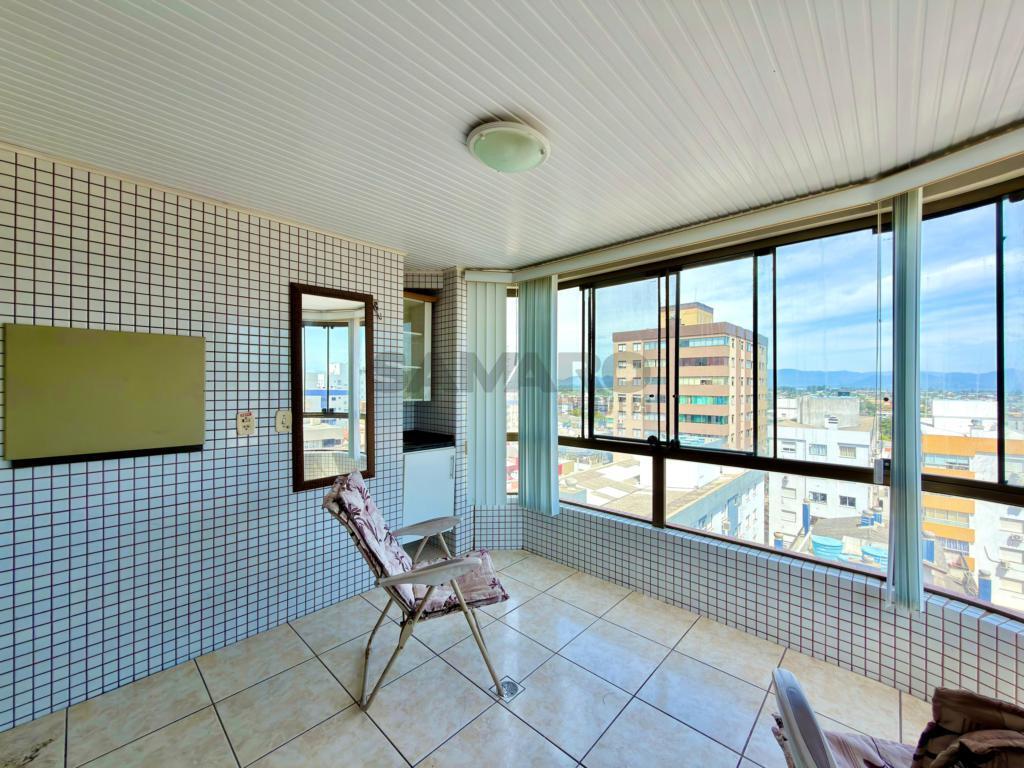 Apartamento 3 Dormitórios